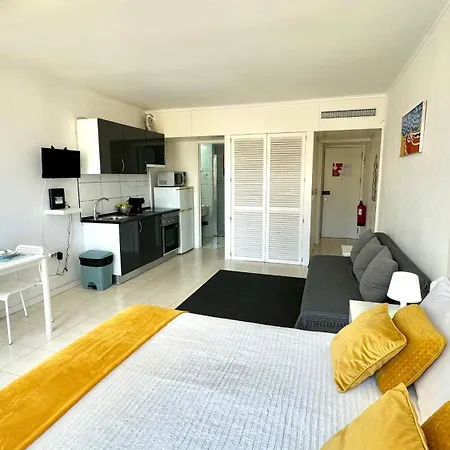 Da Rocha, 808 Tarik, Lovely Studio, Sea View, Air Conditioning, Free Wi-fi, By Ig *