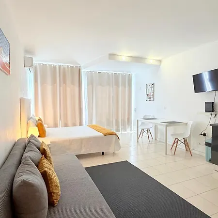 Da Rocha, 808 Tarik, Lovely Studio, Sea View, Air Conditioning, Free Wi-fi, By Ig