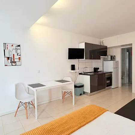 Da Rocha, 808 Tarik, Lovely Studio, Sea View, Air Conditioning, Free Wi-fi, By Ig Apartamento
